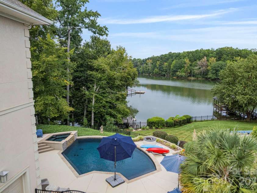 3131 Channel View Landing, Belmont, NC 28012.  MLS# CAR4293406, YatesRealty ID 33750. 