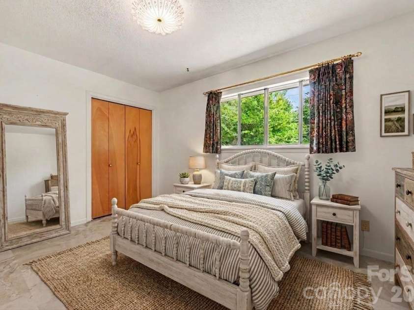 207 Sills Drive, Salisbury, NC 28146.  MLS# CAR4396186, YatesRealty ID 33751. Virtually staged