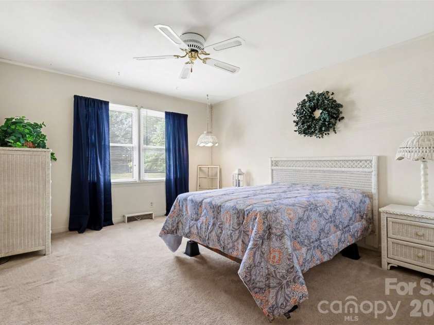 6774 Woodhaven Road, Kershaw, SC 29067.  MLS# CAR4394600, YatesRealty ID 33752. 