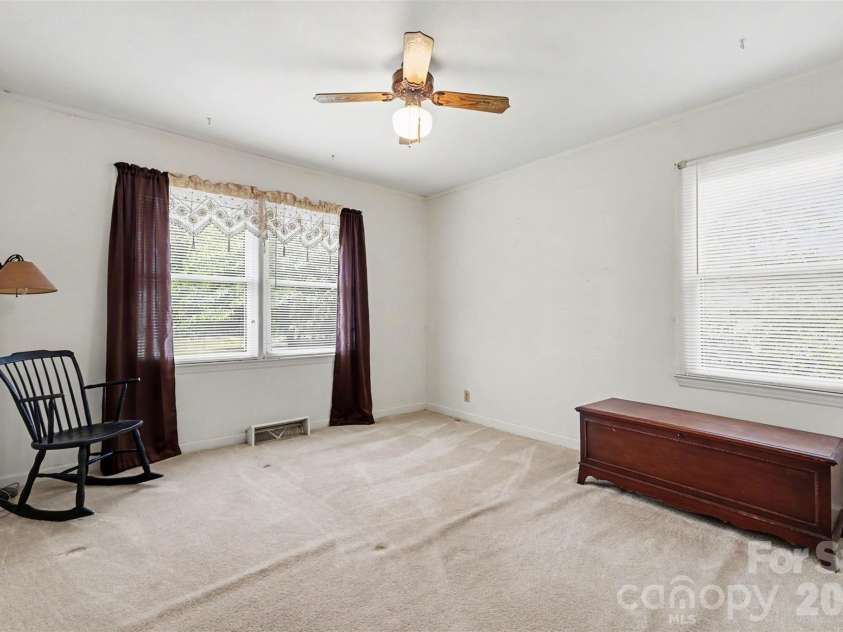 6774 Woodhaven Road, Kershaw, SC 29067.  MLS# CAR4394600, YatesRealty ID 33752. 