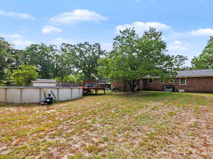 6774 Woodhaven Road, Kershaw, SC 29067.  MLS# CAR4394600, YatesRealty ID 33752. 