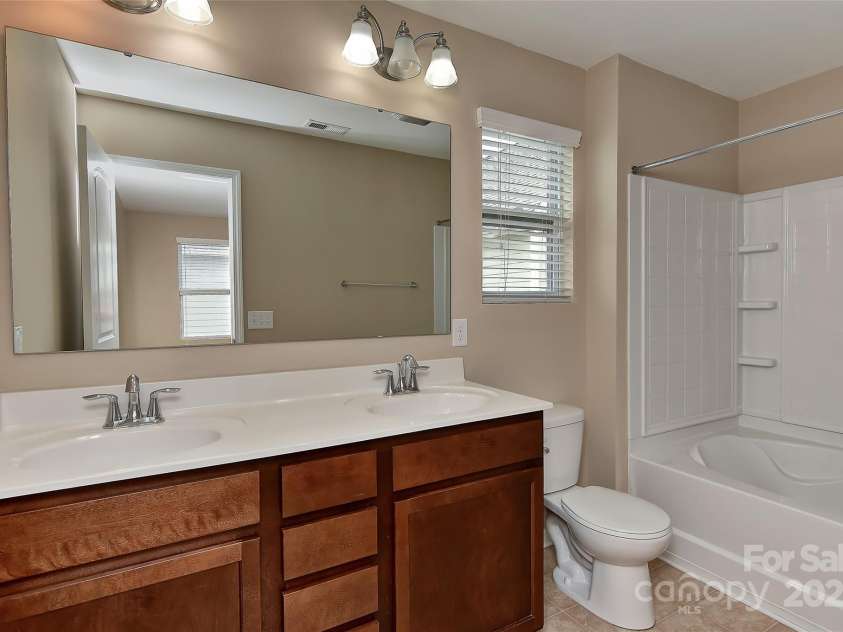 10137 Sam Meeks Road, Pineville, NC 28134.  MLS# CAR4288481, YatesRealty ID 33753. 