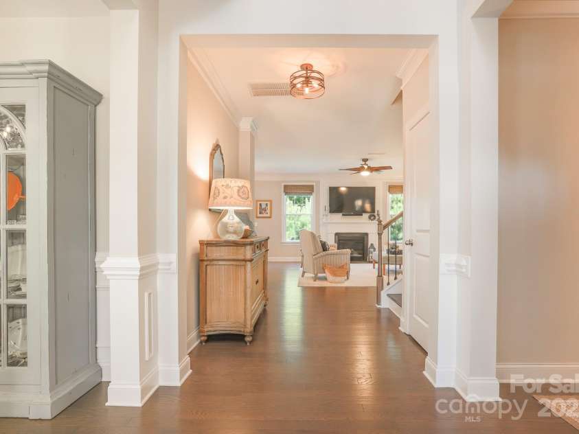 121 Atwater Landing Drive, Mooresville, NC 28117.  MLS# CAR4283483, YatesRealty ID 33754. 