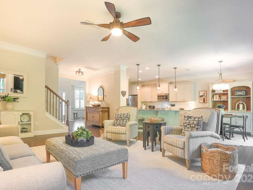 121 Atwater Landing Drive, Mooresville, NC 28117.  MLS# CAR4283483, YatesRealty ID 33754. 