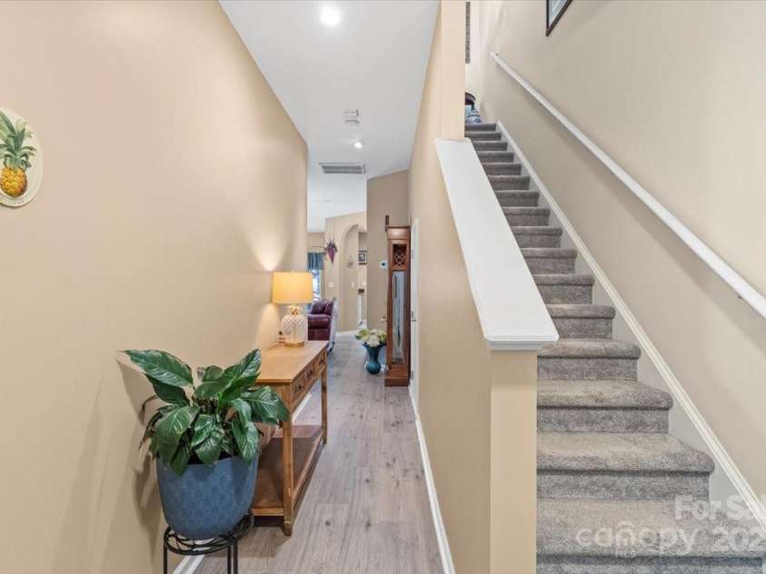 2103 Midnight Blue Lane, Fort Mill, SC 29708.  MLS# CAR4291358, YatesRealty ID 33755. 
