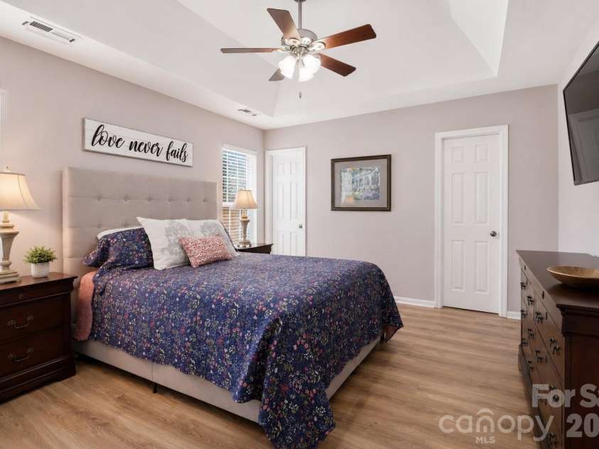 2915 Dairy Farm Drive, Monroe, NC 28110.  MLS# CAR4394201, YatesRealty ID 33755. 