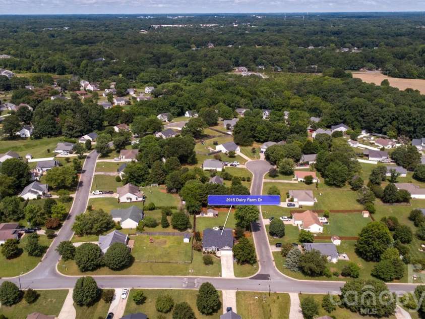 2915 Dairy Farm Drive, Monroe, NC 28110.  MLS# CAR4394201, YatesRealty ID 33755. 