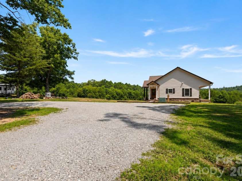 14 Daisy Lane, Taylorsville, NC 28681.  MLS# CAR4395552, YatesRealty ID 33757. 