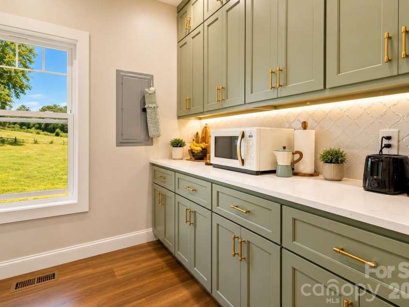 14 Daisy Lane, Taylorsville, NC 28681.  MLS# CAR4395552, YatesRealty ID 33757. 