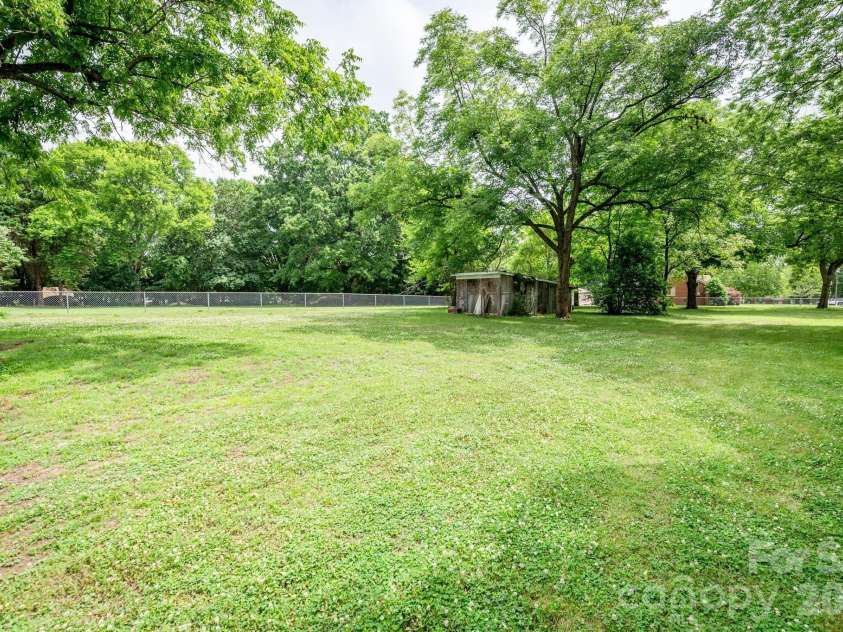 1225 Old Charlotte Road, Concord, NC 28027.  MLS# CAR4389079, YatesRealty ID 33758. 