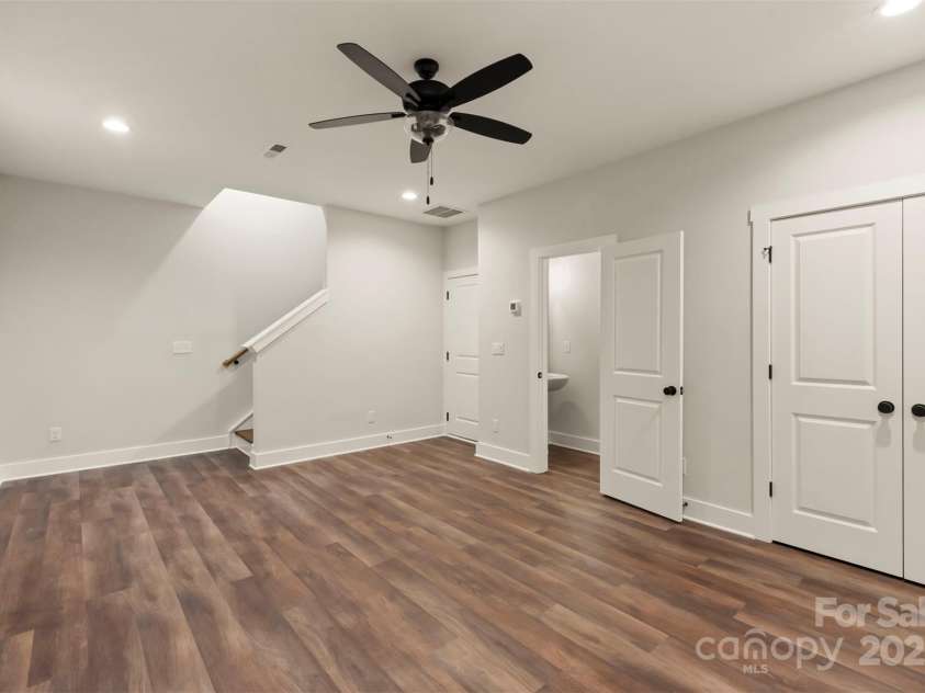 437 Nathaniel Way, Charlotte, NC 28213.  MLS# CAR4183054, YatesRealty ID 3376. 1st Floor Flex Room