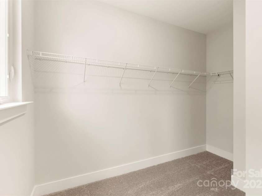 437 Nathaniel Way, Charlotte, NC 28213.  MLS# CAR4183054, YatesRealty ID 3376. Premier Walk-in Closet
