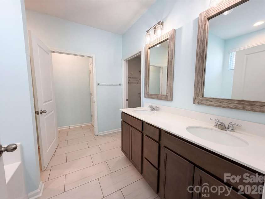 440 Shallowford Drive, Rock Hill, SC 29732.  MLS# CAR4382559, YatesRealty ID 3376. 