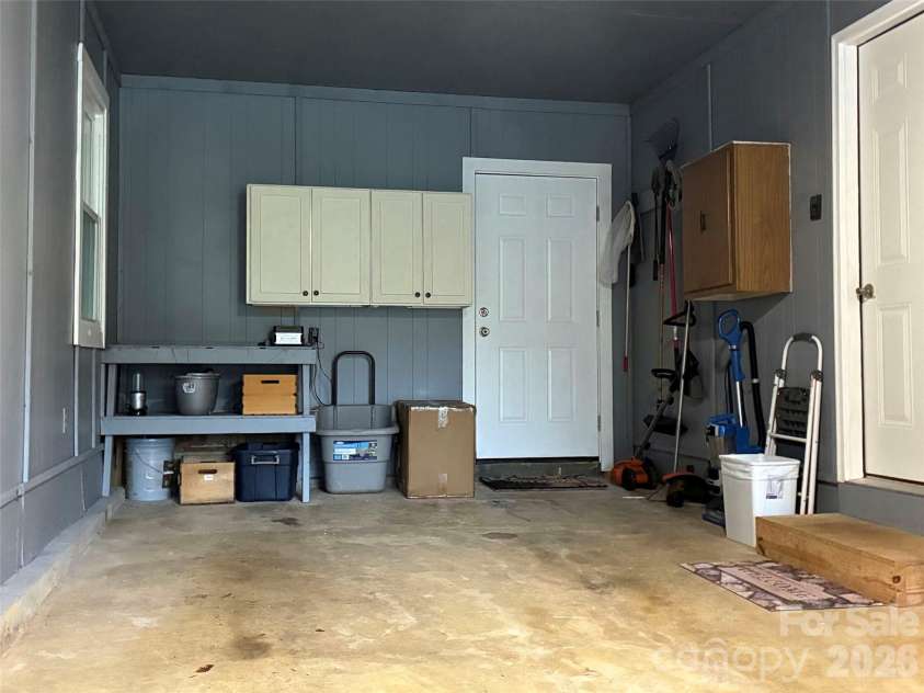 14 Fox Run Place, Fairview, NC 28730.  MLS# CAR4395541, YatesRealty ID 33760. 