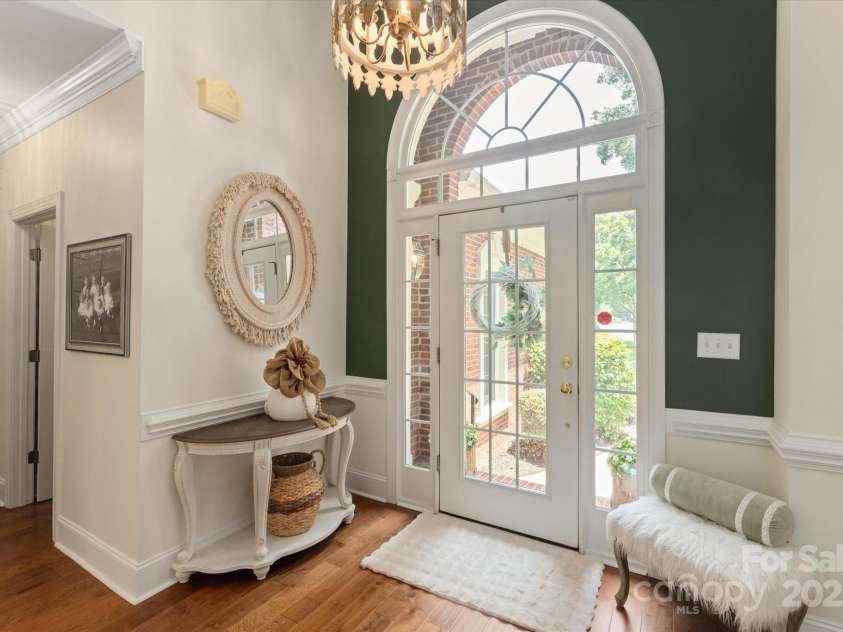 3003 Wedge Court, Matthews, NC 28104.  MLS# CAR4275141, YatesRealty ID 33762. 