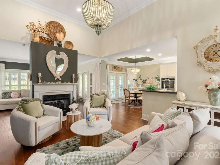 3003 Wedge Court, Matthews, NC 28104.  MLS# CAR4275141, YatesRealty ID 33762. 