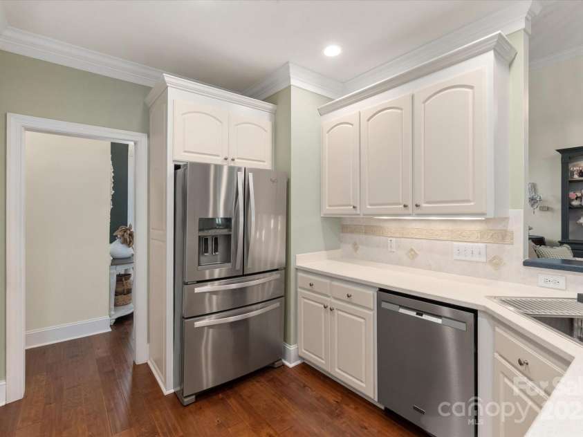 3003 Wedge Court, Matthews, NC 28104.  MLS# CAR4275141, YatesRealty ID 33762. 