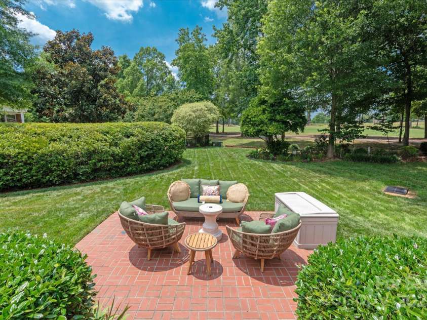 3003 Wedge Court, Matthews, NC 28104.  MLS# CAR4275141, YatesRealty ID 33762. 