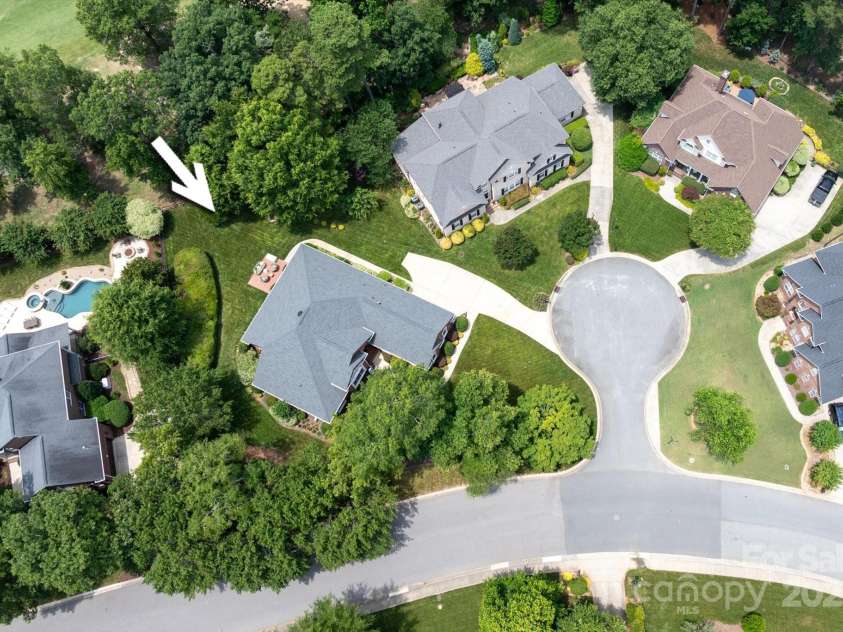 3003 Wedge Court, Matthews, NC 28104.  MLS# CAR4275141, YatesRealty ID 33762. 