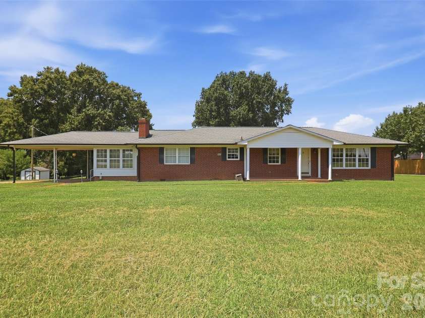 477 Costner School Road, Bessemer City, NC 28016.  MLS# CAR4398215, YatesRealty ID 33762. 