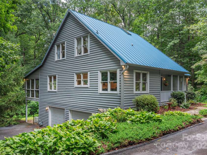 11 Claremont Drive, Flat Rock, NC 28731.  MLS# CAR4289127, YatesRealty ID 33763. Side View