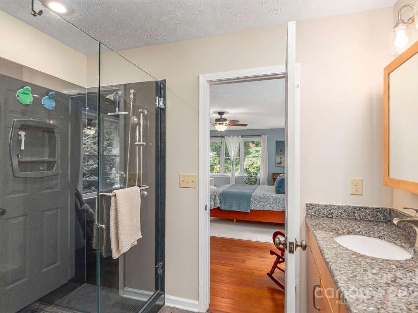 11 Claremont Drive, Flat Rock, NC 28731.  MLS# CAR4289127, YatesRealty ID 33763. Walk-in Shower