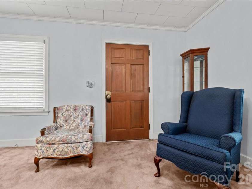 63 Lynn Avenue, Cheraw, SC 29520.  MLS# CAR4398492, YatesRealty ID 33763. 