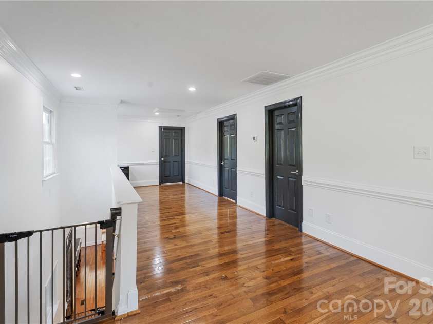 1019 10th Street Lane, Hickory, NC 28601.  MLS# CAR4380969, YatesRealty ID 33764. 