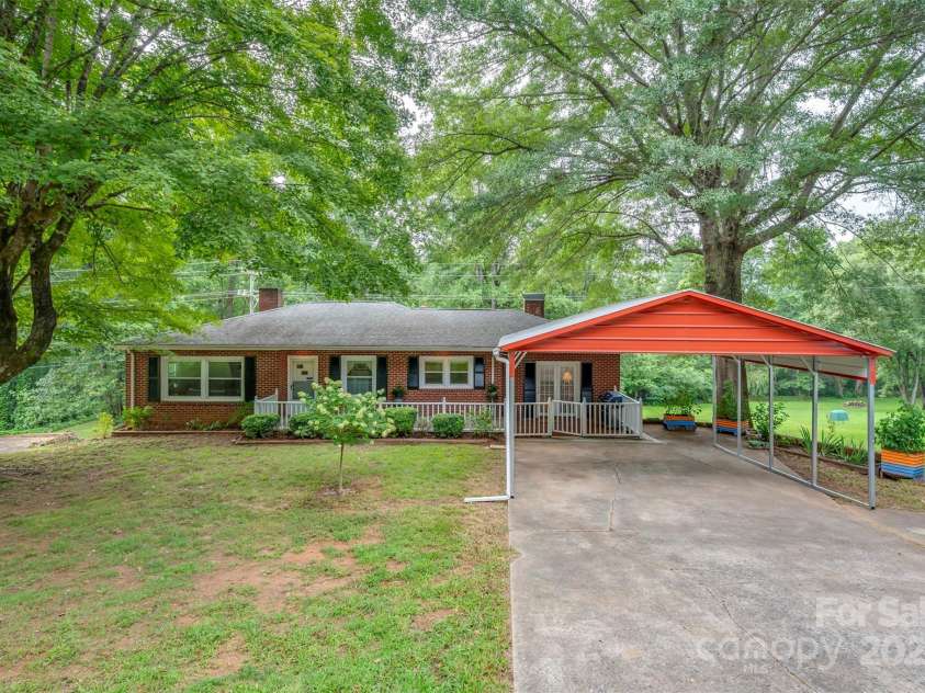 2031 US 64 Highway, Rutherfordton, NC 28139.  MLS# CAR4294928, YatesRealty ID 33765. 