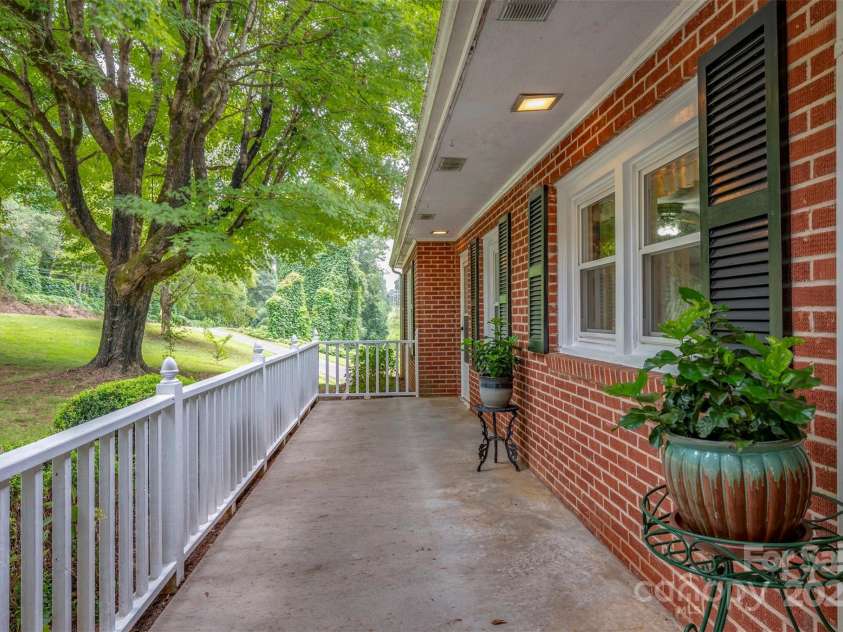 2031 US 64 Highway, Rutherfordton, NC 28139.  MLS# CAR4294928, YatesRealty ID 33765. 