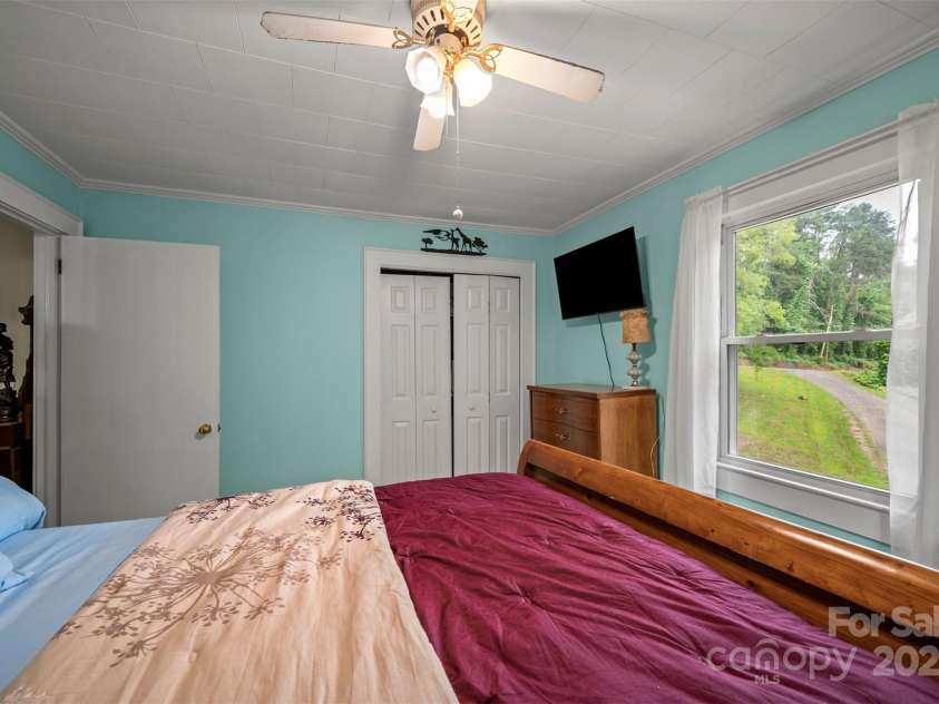 2031 US 64 Highway, Rutherfordton, NC 28139.  MLS# CAR4294928, YatesRealty ID 33765. 