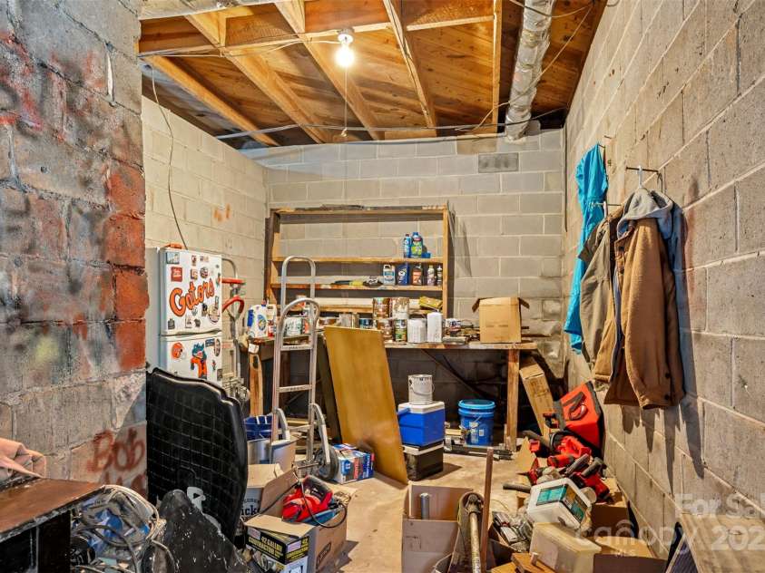 2031 US 64 Highway, Rutherfordton, NC 28139.  MLS# CAR4294928, YatesRealty ID 33765. 