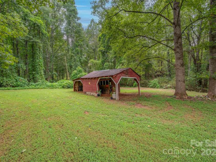 2031 US 64 Highway, Rutherfordton, NC 28139.  MLS# CAR4294928, YatesRealty ID 33765. 