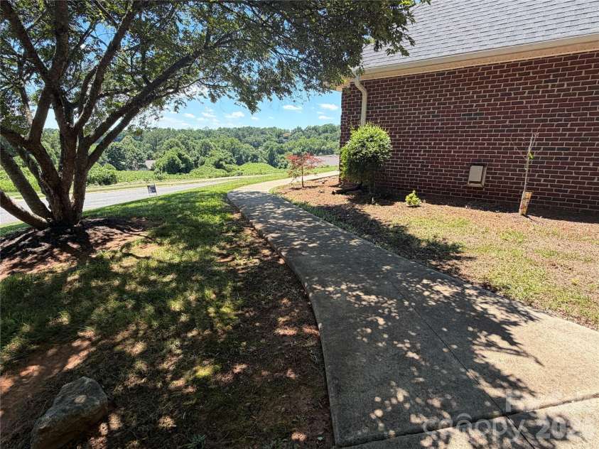 892 Trial Place, Newton, NC 28658.  MLS# CAR4393146, YatesRealty ID 33765. 
