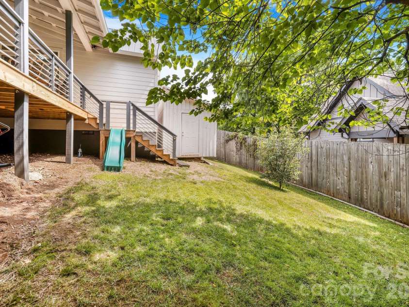 192 Virginia Avenue, Asheville, NC 28806.  MLS# CAR4358416, YatesRealty ID 33768. 