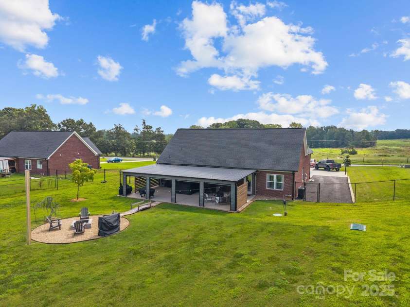 2647 Puetts Chapel Road, Bessemer City, NC 28016.  MLS# CAR4293925, YatesRealty ID 33768. 