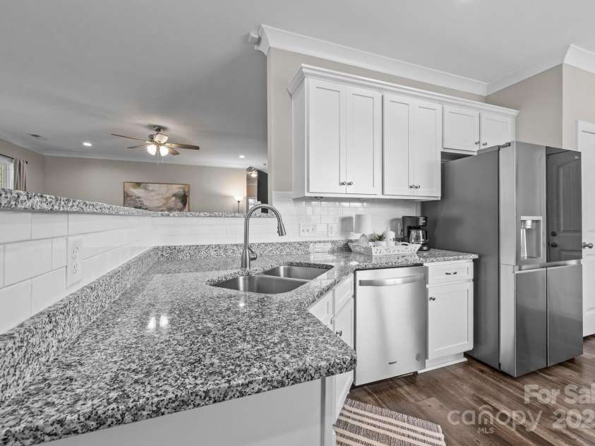 2647 Puetts Chapel Road, Bessemer City, NC 28016.  MLS# CAR4293925, YatesRealty ID 33768. 