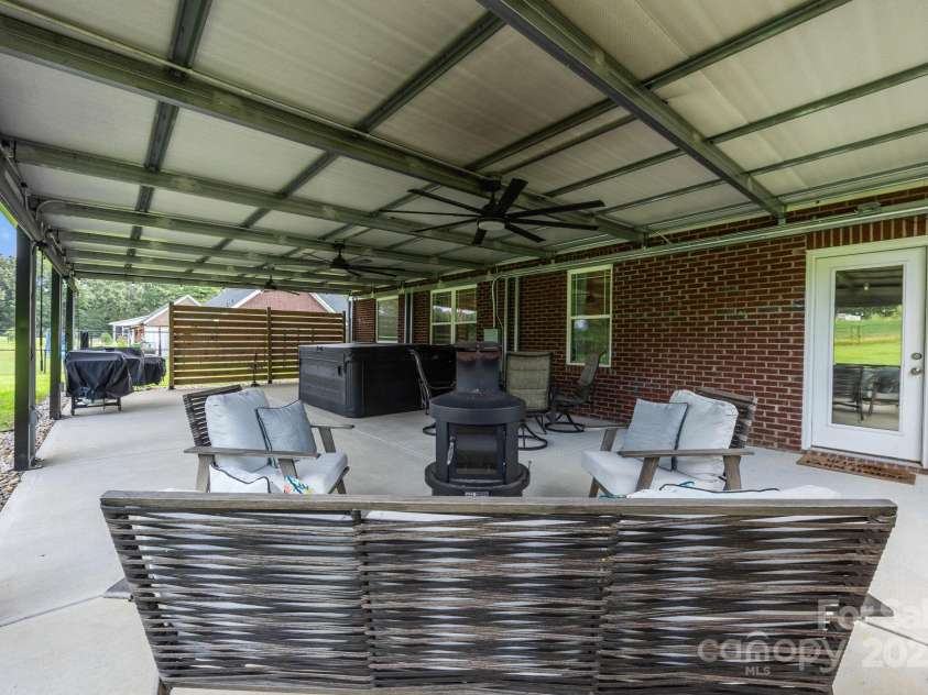 2647 Puetts Chapel Road, Bessemer City, NC 28016.  MLS# CAR4293925, YatesRealty ID 33768. 