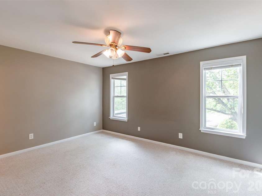 10350 Mcgoogan Lane, Charlotte, NC 28277.  MLS# CAR4397671, YatesRealty ID 33769. 
