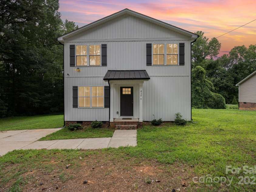 415 Pinecroft Lane, Spencer, NC 28159.  MLS# CAR4289914, YatesRealty ID 33769. 