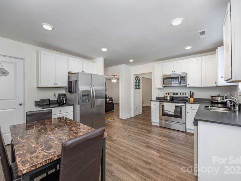 415 Pinecroft Lane, Spencer, NC 28159.  MLS# CAR4289914, YatesRealty ID 33769. 