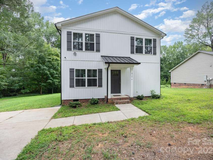 415 Pinecroft Lane, Spencer, NC 28159.  MLS# CAR4289914, YatesRealty ID 33769. 