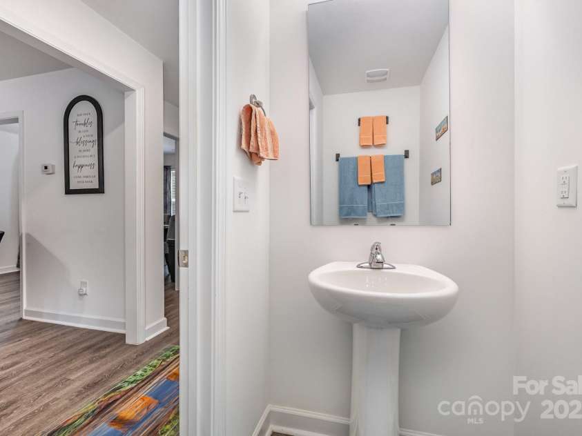 415 Pinecroft Lane, Spencer, NC 28159.  MLS# CAR4289914, YatesRealty ID 33769. Half Bath Downstairs