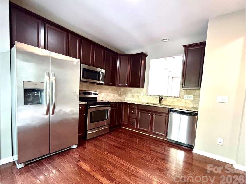 251 Lincoln Street, Charlotte, NC 28203.  MLS# CAR4342799, YatesRealty ID 3377. 