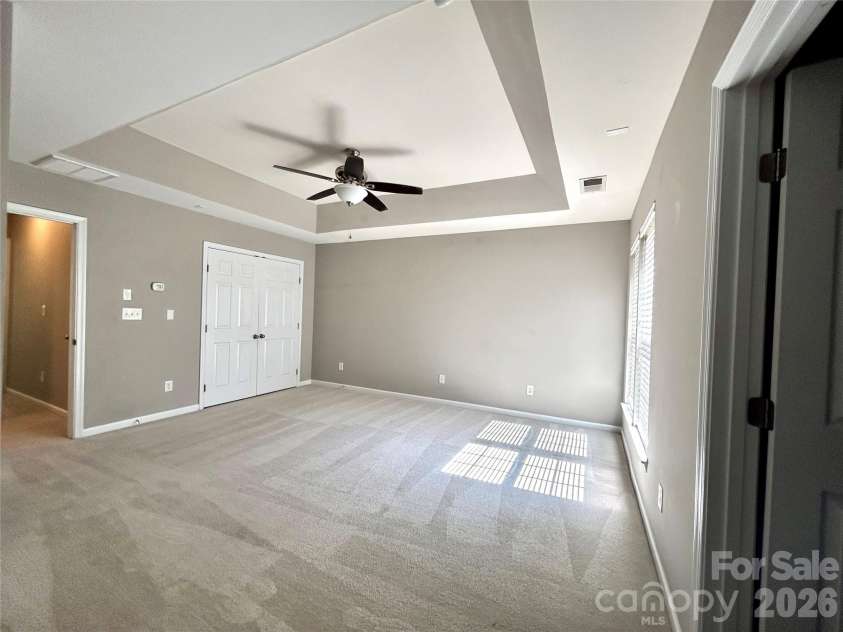 251 Lincoln Street, Charlotte, NC 28203.  MLS# CAR4342799, YatesRealty ID 3377. 