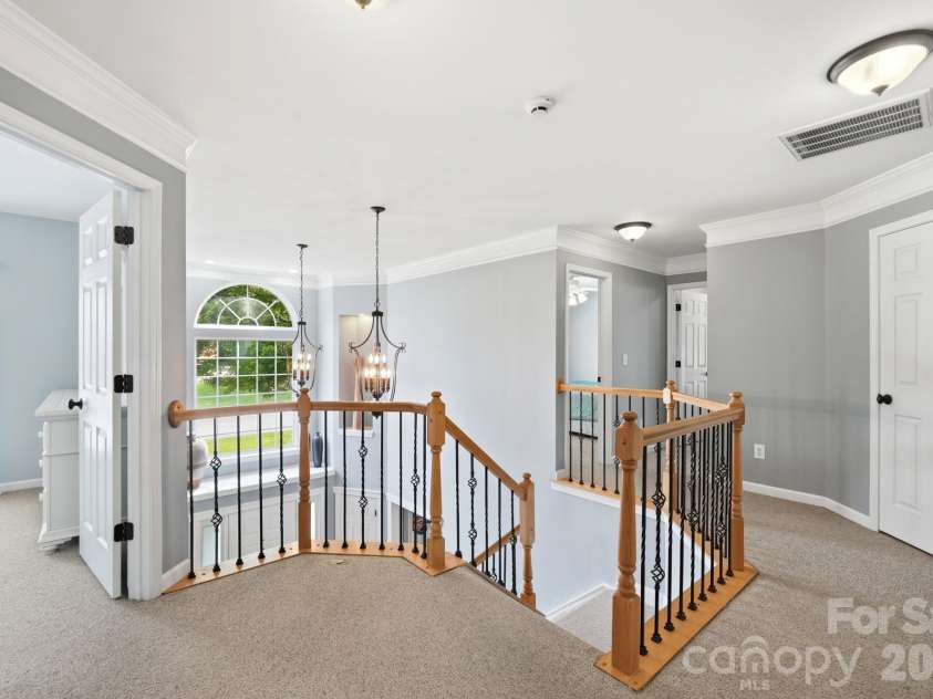 21415 John Pines Drive, Cornelius, NC 28031.  MLS# CAR4388502, YatesRealty ID 33770. 
