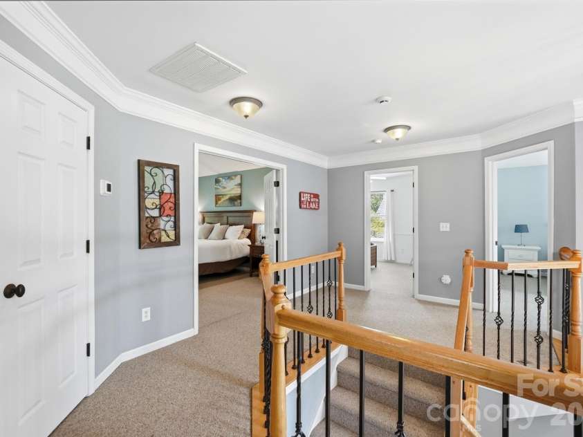 21415 John Pines Drive, Cornelius, NC 28031.  MLS# CAR4388502, YatesRealty ID 33770. 