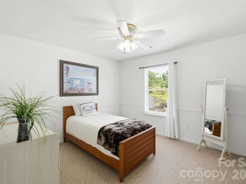 21415 John Pines Drive, Cornelius, NC 28031.  MLS# CAR4388502, YatesRealty ID 33770. 