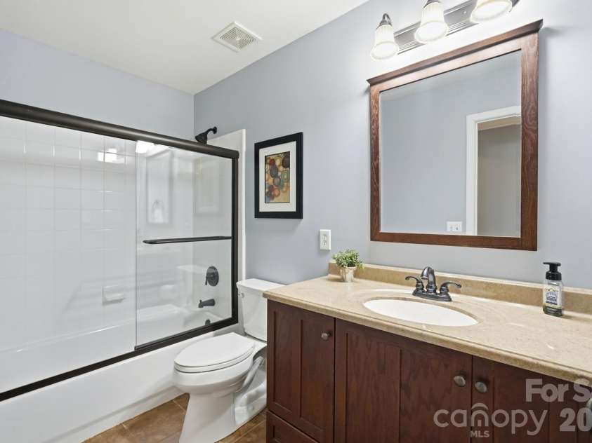 21415 John Pines Drive, Cornelius, NC 28031.  MLS# CAR4388502, YatesRealty ID 33770. 