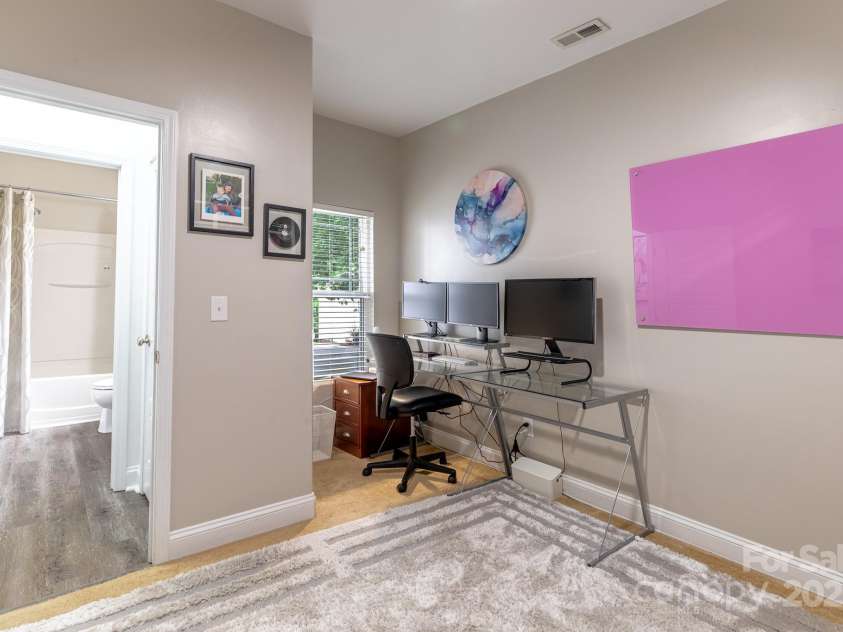 6402 Colonial Garden Drive, Huntersville, NC 28078.  MLS# CAR4291074, YatesRealty ID 33770. 